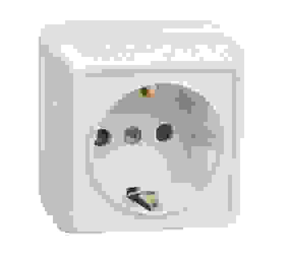 ОКТАВА Розетка наружная с заземлением белая