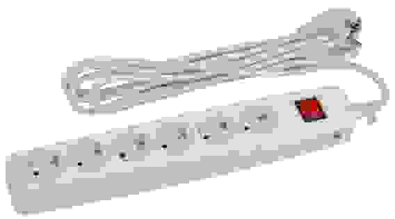 Сетевой фильтр ЭРА с з/к со шт. с выкл. 6гн.*4м, белый SF-6es-4m-W