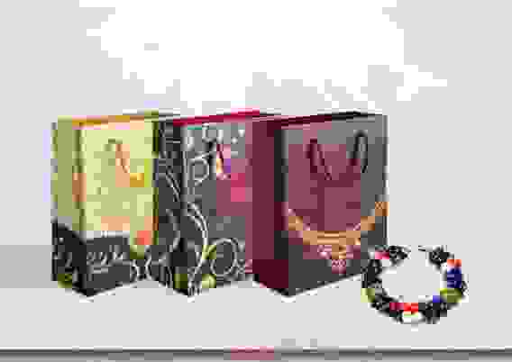 Пакет подарочный ламинированный, Размер M,19+9х25см, "Каждый день" MIX 3 дизайна, Karotti