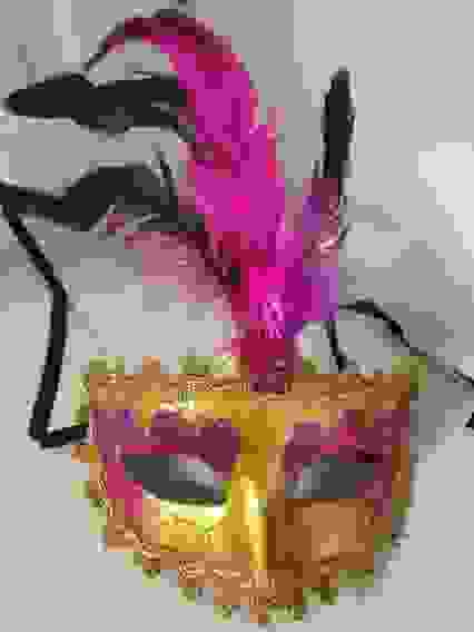 Маска-очки перо с камнем цвет ассортимент