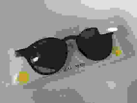 ОЧКИ СОЛН. В УПАК + ЧЕХОЛ: BULLONERIE BULM4/03 S