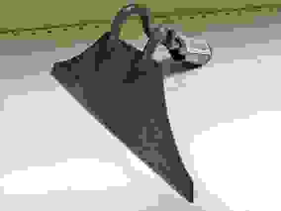 Тяпка клепанная метал 220*80мм (сталь 2мм)