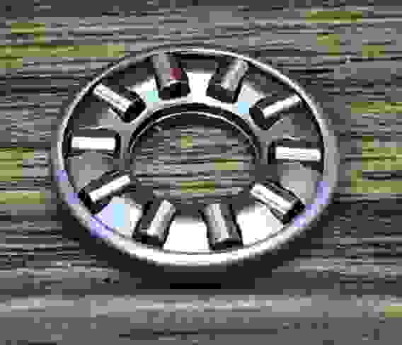 Подшипник роликовый упорный D16/850GE