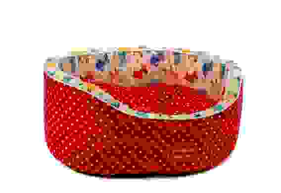 Лежак для животных премиум РОДНЫЕ МЕСТА красный горошек с собачками №1 43х38х15 см