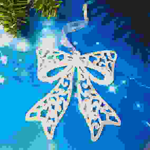 Подвеска &quot;Бантик ажурный&quot; 9 см, белый блеск