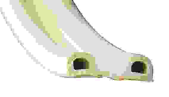 Уплотнитель P-профиль (резин) двойной на кл/осн бел.