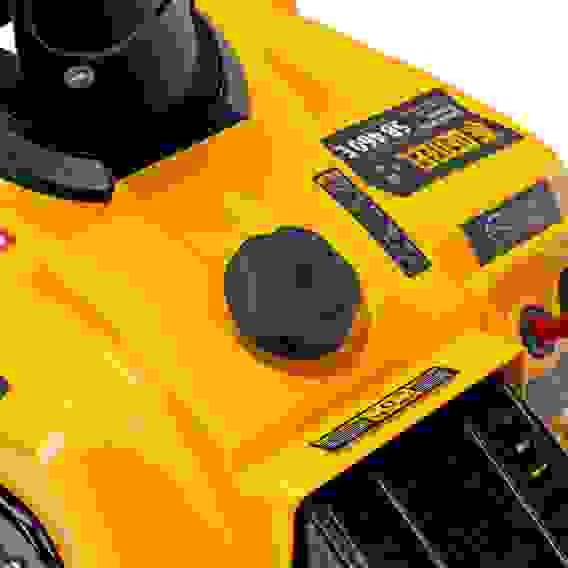 Снегоуборщик бензиновый SB 460Е (3 л/с, 46x27см, 1 скор., 99cc, эл. старт шнек SnowCrusher) Denzel