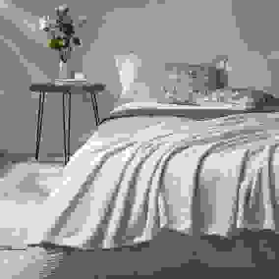 Дейзи Плед эмбост 150х200см, 100% полиэстер, 3 цвета PROVANCE