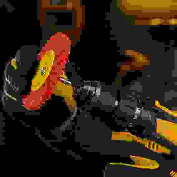 Щетка для дрели, 100 мм, Плоская, со шпилькой, нейлоновая щетина// Denzel