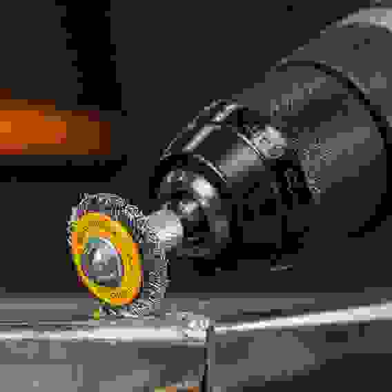 Набор щеток для дрели, 5 Плоских 25-38-50-63-75 мм, шпилька, нерж. вит. проволока// Denzel