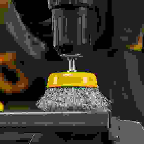 Щетка для дрели, 75 мм, Чашка, со шпилькой, нержавеющая витая проволока// Denzel