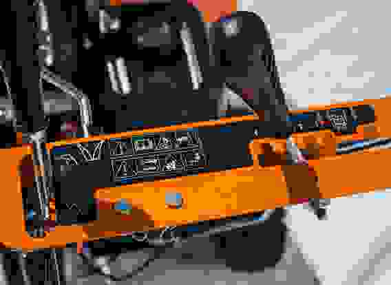 Снегоуборщик бензиновый WB5561 (5,5 л.с., 61х51см, 4/1, 4-х тактный 196см3) VILLARTEC