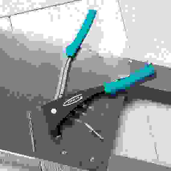 Заклёпочник литой, усиленный, заклёпки 2,4-4,8мм// Gross