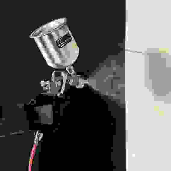 Краскораспылитель пневмат. с верхним бачком V=1,0 л, сопла диаметром 1.2, 1.5 и 1.8 мм// Matrix