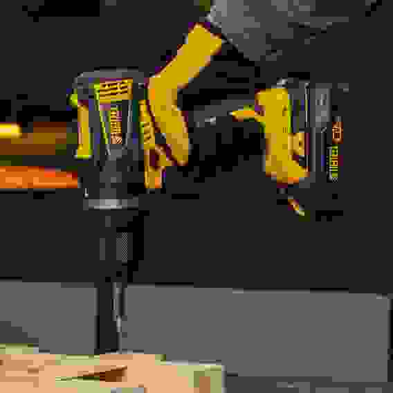 Дрель-шуруповерт аккумуляторная ударная бесщет CIDB-IB-18-02, Li-Ion, 18 В, 2 акк. Denzel