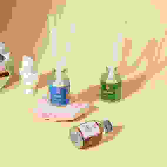 Аромадиффузор с палочками, 35 мл, 6 ароматов жасмин,лаванда,сандал,свежесть,кокос,вес.травы LADECOR