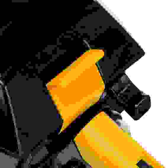 Пила цепная бензиновая DGS-4516, шина 40 см, 45см3, 3,0 л.с., шаг 3/8, паз 1,3 мм, 57 зв// Denzel