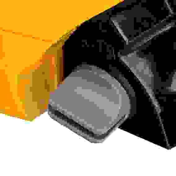 Пила цепная бензиновая DGS-4516, шина 40 см, 45см3, 3,0 л.с., шаг 3/8, паз 1,3 мм, 57 зв// Denzel