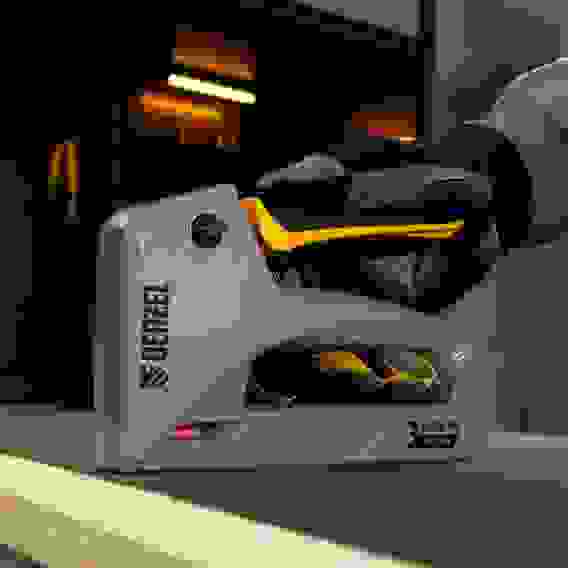 Cтеплер мебельный пластиковый корпус ,тип 53,6-14мм,тип300,15мм,тип500,15мм//Denzel