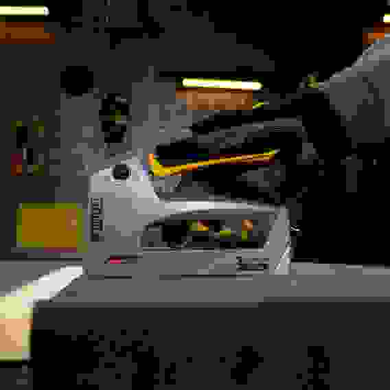 Cтеплер мебельный пластиковый корпус ,тип 53,6-14мм,тип300,15мм,тип500,15мм//Denzel