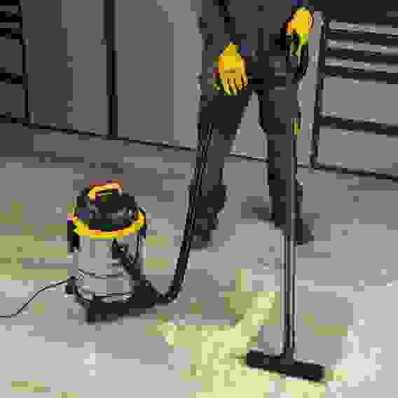 Пылесос строительный SVC15,1200Вт, бак 15л,шланг 2м//Denzel