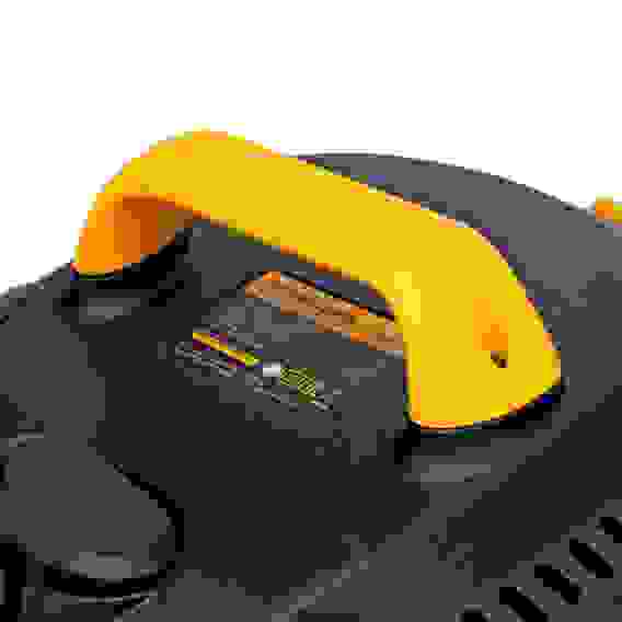 Пылесос строительный SVC15,1200Вт, бак 15л,шланг 2м//Denzel