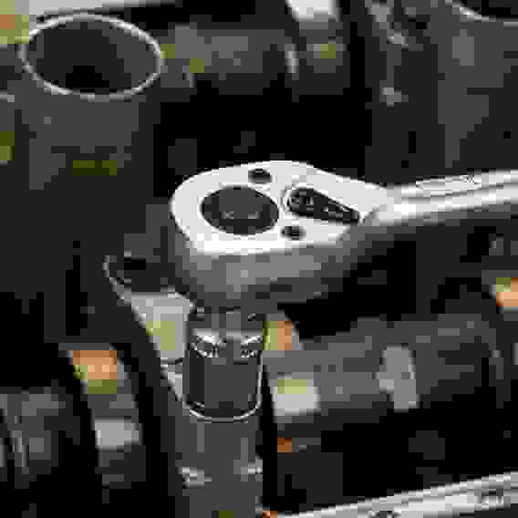 Ключ-трещотка 1/4", 90 зубьев, с быстрым сбросом, CrV // Denzel