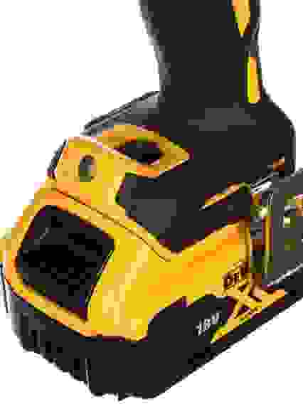 Дрель-шуруповерт акк бесщет удар DEWALT DCD996P2 820Вт, 3 скорости 95Нм