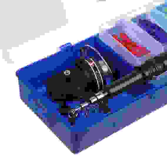 Набор рыбака в коробке с удочкой, катушкой и оснасткой AZOR FISHING