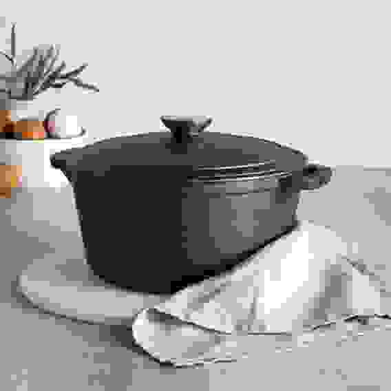 Кастрюля чугун, 3,8л, d23х10см, чугун крышка, нерж ручка, индукция VETTA