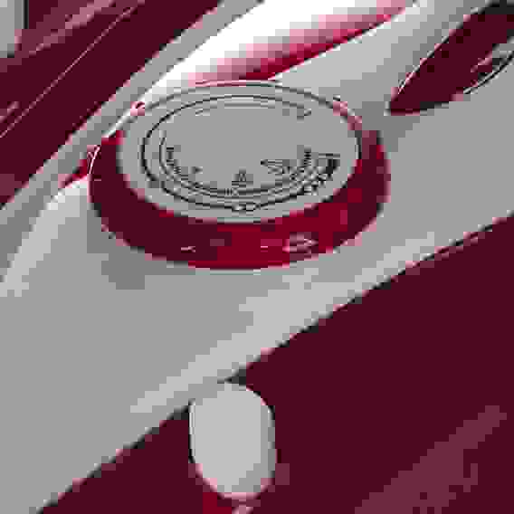 Утюг с отпаривателем 2200 Вт, подошва - керамическое покрытие, ES-5198 LEBEN