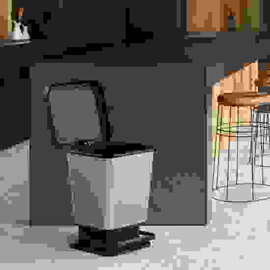 Контейнер для мусора "Металл" 20л (с педалью) (Стандарт качество)