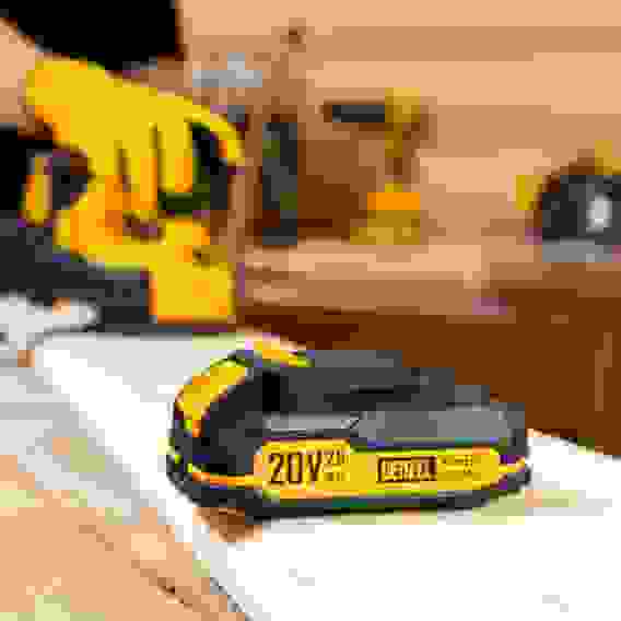 Батарея аккумуляторная BH-20-2.0, Li-Ion, 20 В, 2,0 Ач// Denzel