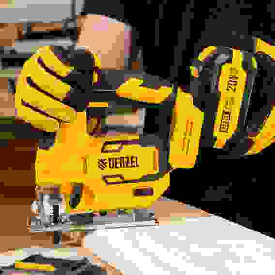 Батарея аккумуляторная BH-20-4.0, Li-Ion, 20 В, 4,0 Ач// Denzel