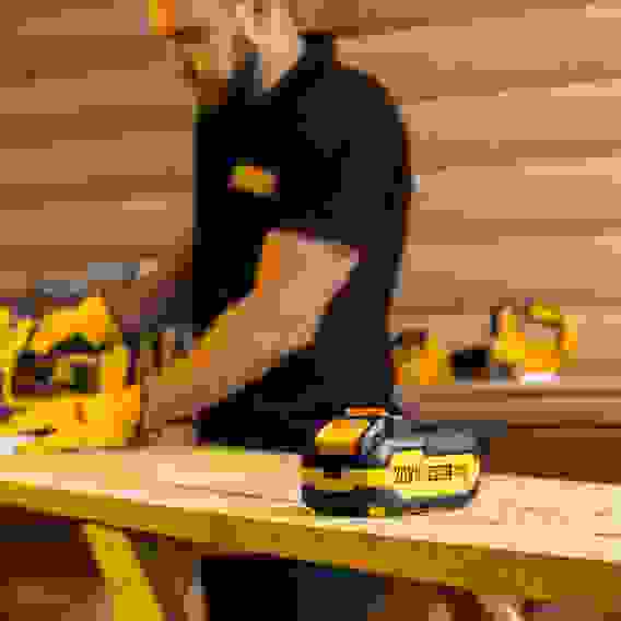 Батарея аккумуляторная BH-20-4.0, Li-Ion, 20 В, 4,0 Ач// Denzel