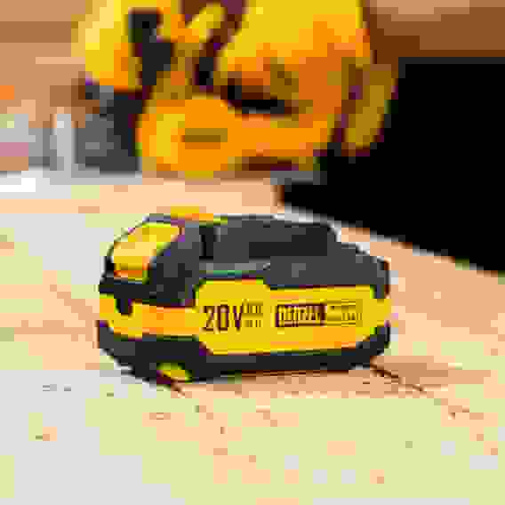 Батарея аккумуляторная BH-20-6.0, Li-Ion, USB, 20 В, 6,0 Ач// Denzel