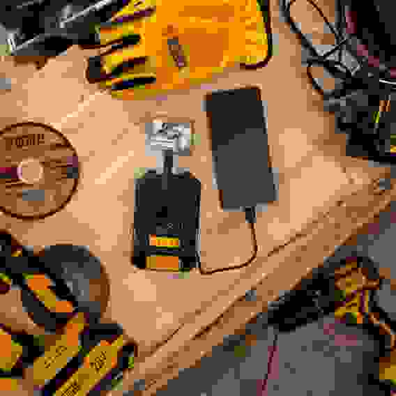 Батарея аккумуляторная BH-20-6.0, Li-Ion, USB, 20 В, 6,0 Ач// Denzel