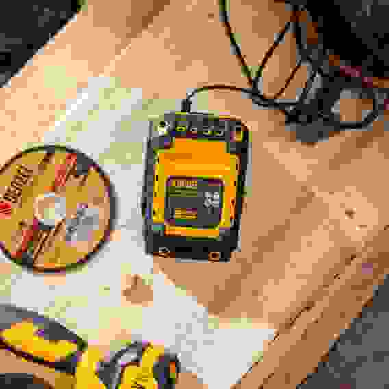 Батарея аккумуляторная BH-20-6.0, Li-Ion, USB, 20 В, 6,0 Ач// Denzel