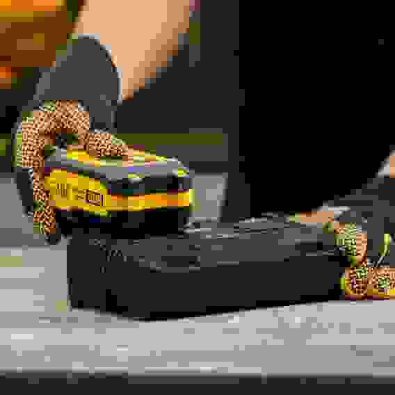 Устройство зарядное для аккумуляторов двухпортовое BCH-20-4.0x2, Li-Ion, 20 В, 4.0 А// Denzel