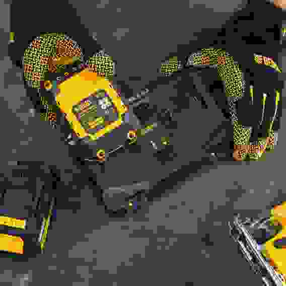 Устройство зарядное для аккумуляторов двухпортовое BCH-20-4.0x2, Li-Ion, 20 В, 4.0 А// Denzel