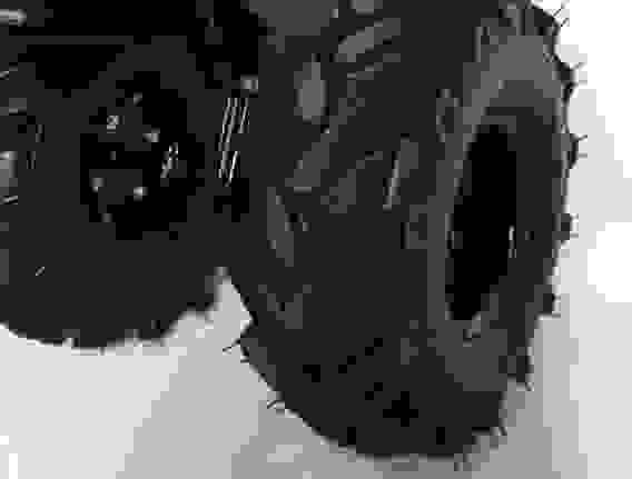 Мотоблок бензиновый Champion ВС8738 (7лс 3F/1R 81см 35см 6л 84кг колеса 19х7.00-8"шкив)