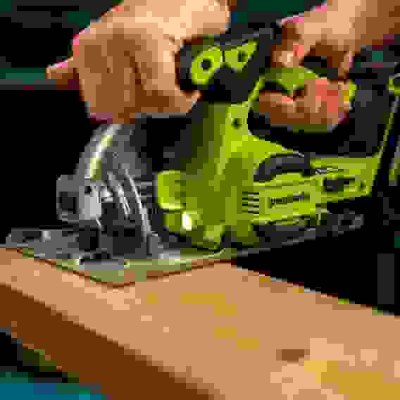 Пила дисковая акк. Greenworks GD24CS165, 24V,б/щет,165х20мм, 4800 об/мин, рез 57мм,1х5Ач,ЗУ,кор