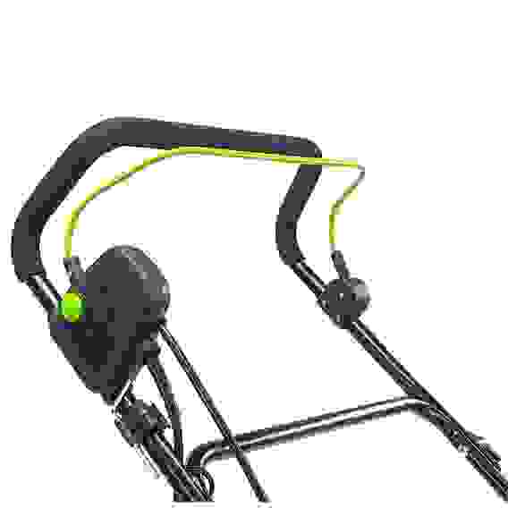 Аэратор-скарификатор Greenworks GDT15. 1500 Вт, 36см