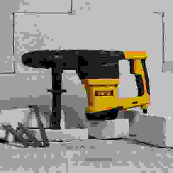 Перфоратор электрический RHVB-1300-40, SDS-Max, 1300 Вт, 10 Дж, 2 реж.// Denzel