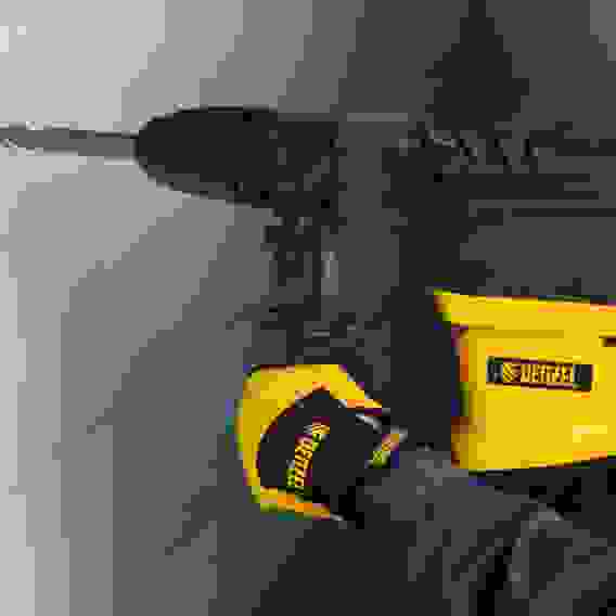 Перфоратор электрический RHVB-1300-40, SDS-Max, 1300 Вт, 10 Дж, 2 реж.// Denzel